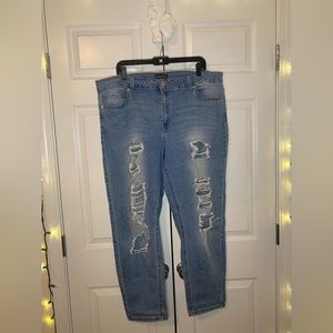 Plus Size Distressed Mom Jeans by Forever21 - Size 20